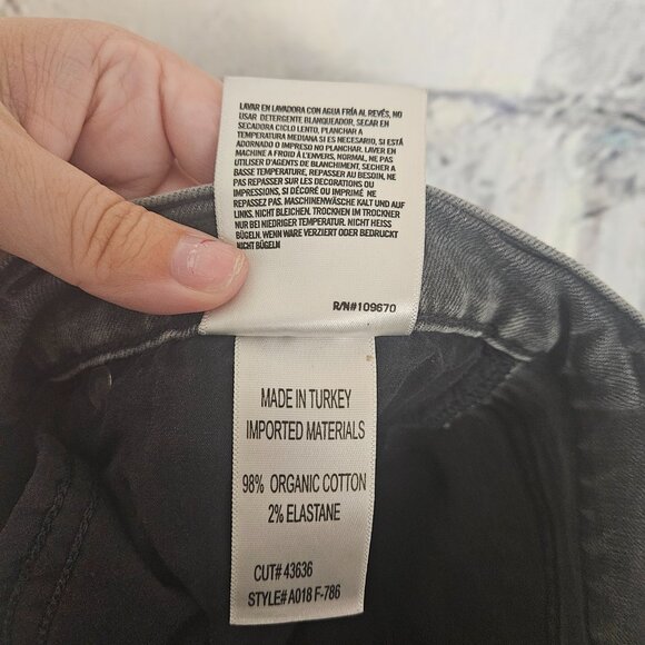 Agolde Jeans Sophie High Rise Crop Maverick Size 29 Black Distressed - Picture 5 of 9